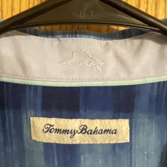Tommy Bahama Men's Silk Button-Down Shirt XXL Blue Plaid Short Sleeve - Picture 3 of 9